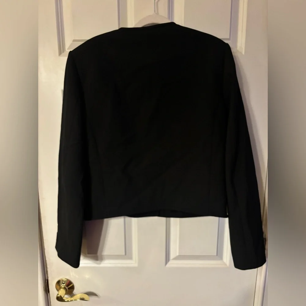 NWT Aritzia Babaton (Re)ssential New Index Blazer Black Gold Crest Buttons Med - Picture 3 of 10